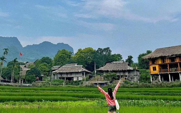 Bản mường Giang Mỗ, x&amp;atilde; B&amp;igrave;nh Thanh (Cao Phong) bảo tồn văn ho&amp;aacute; truyền thống để ph&amp;aacute;t triển du lịch.