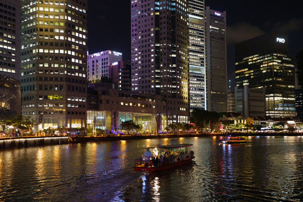 Khu trung t&amp;acirc;m t&amp;agrave;i ch&amp;iacute;nh v&amp;agrave;o ban đ&amp;ecirc;m ở Singapore