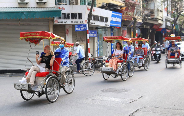 Hà Nội - điểm đến lý tưởng cho người thích du lịch một mình