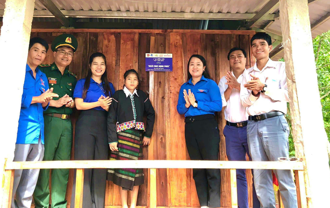 Kh&amp;aacute;nh th&amp;agrave;nh &amp;ldquo;Ng&amp;ocirc;i nh&amp;agrave; hạnh ph&amp;uacute;c&amp;rdquo; cho học sinh ở huyện Hướng H&amp;oacute;a (Quảng Trị) c&amp;oacute; ho&amp;agrave;n cảnh đặc biệt kh&amp;oacute; khăn