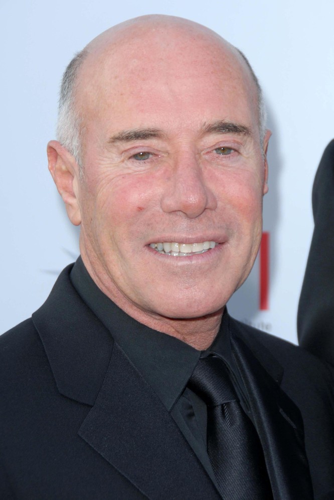 10 nh&amp;amp;acirc;n vật cộng đồng LGBT gi&amp;amp;agrave;u c&amp;amp;oacute; v&amp;amp;agrave; th&amp;amp;agrave;nh c&amp;amp;ocirc;ng nhất thế giới - ảnh 10