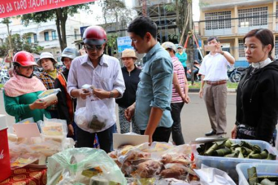 Khó khăn liên kết doanh nghiệp và người tiêu dùng trong tiêu thụ nông sản