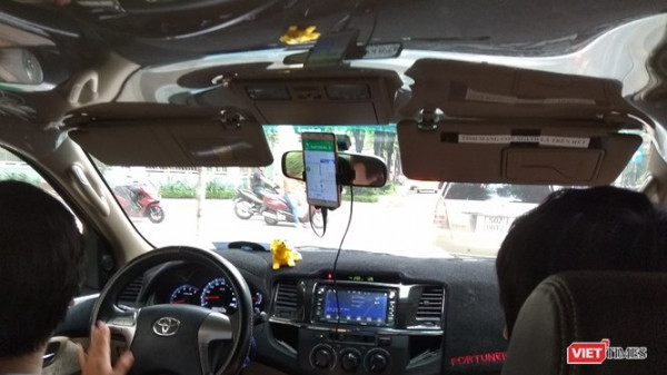 "Nghị định 86 muốn dìm xe công nghệ xuống cho bằng taxi truyền thống?"