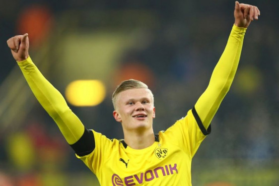 Vì sao Haaland từ chối trở thành đồng đội của Ronaldo