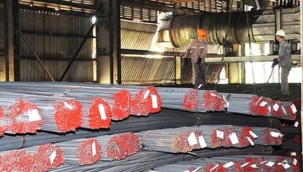 Ngành thép: Vẫn canh cánh nỗi lo