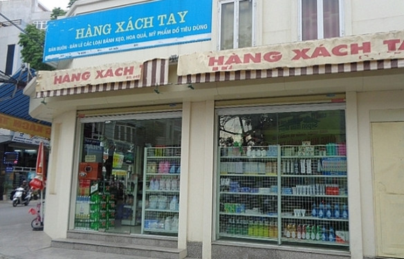 "Ma trận" hàng xách tay