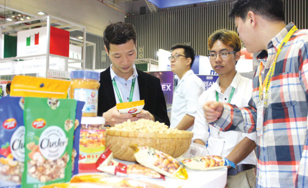 Doanh nghiệp nhỏ mò mẫm xuất khẩu trực tuyến