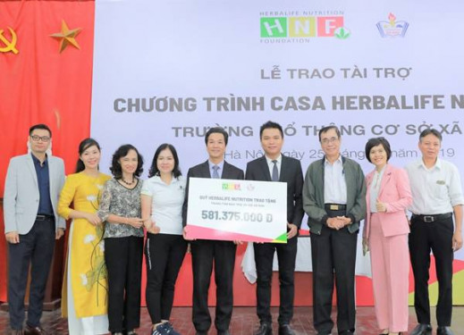 Quỹ HNF hỗ trợ cho trường Xã Đàn hơn 581 triệu đồng
