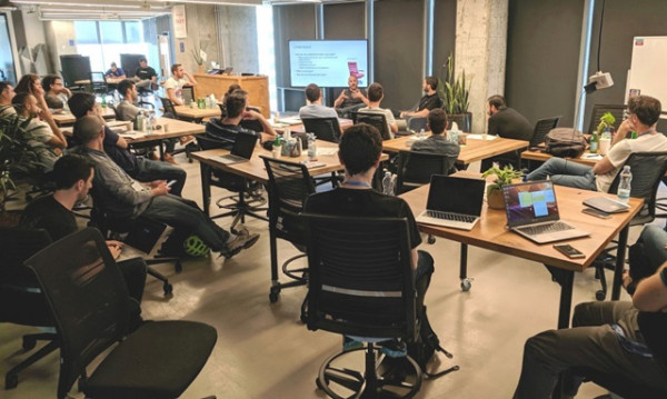 Facebook kết nối các công ty khởi nghiệp tại Israel