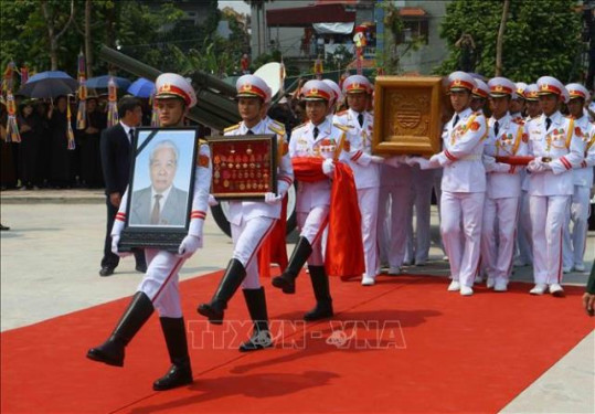 Nguyên Tổng Bí thư Đỗ Mười về với đất mẹ