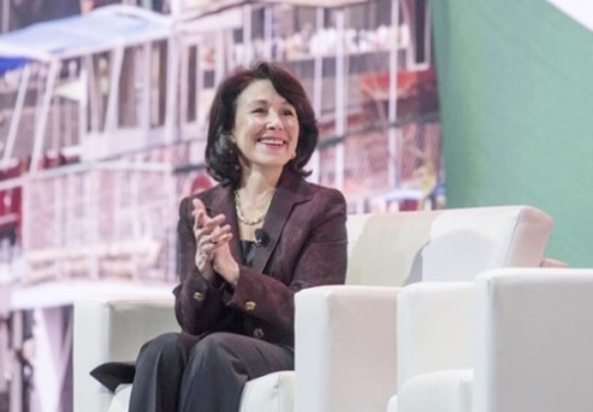 Nữ tỷ phú tự thân có đời tư kín tiếng nhất giới công nghệ