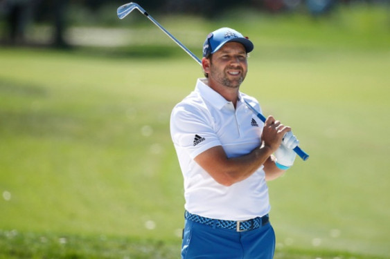 10 pha cứu bóng đáng giá nhất được PGA tour bình chọn