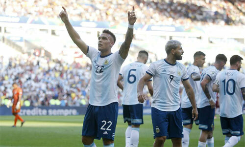 Martinez c&amp;amp;oacute; b&amp;amp;agrave;n thứ s&amp;amp;aacute;u trong 10 trận chơi cho Argentina. Ảnh: Reuters