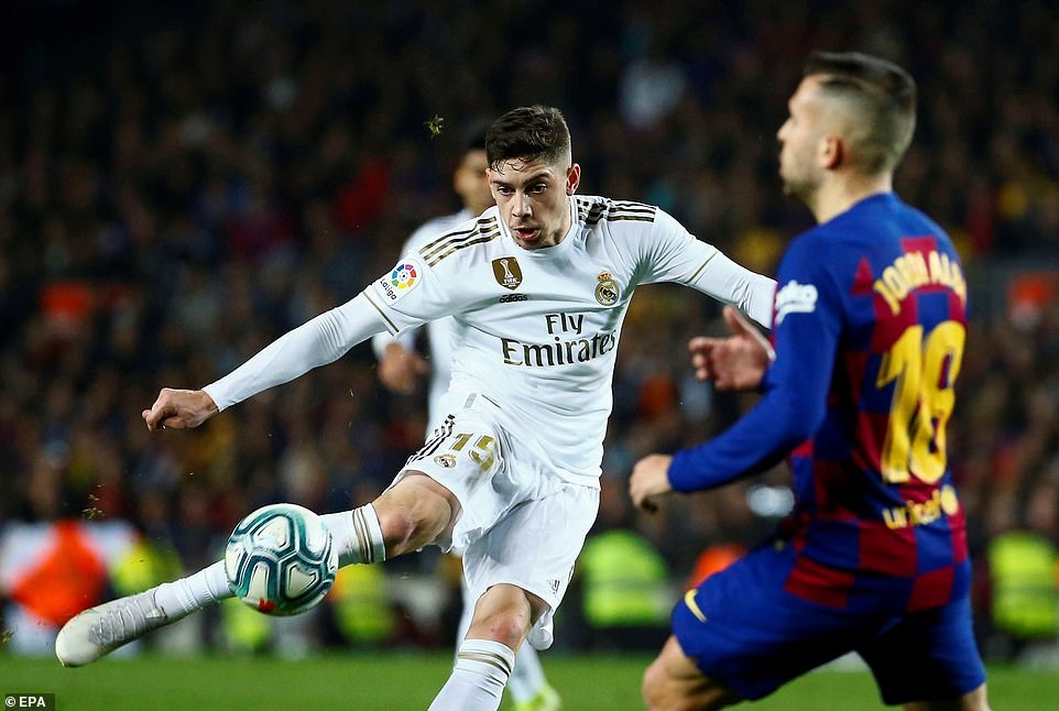 Barcelona v&amp;agrave; Real Madrid bất ph&amp;acirc;n thắng bại ở Nou Camp - 8