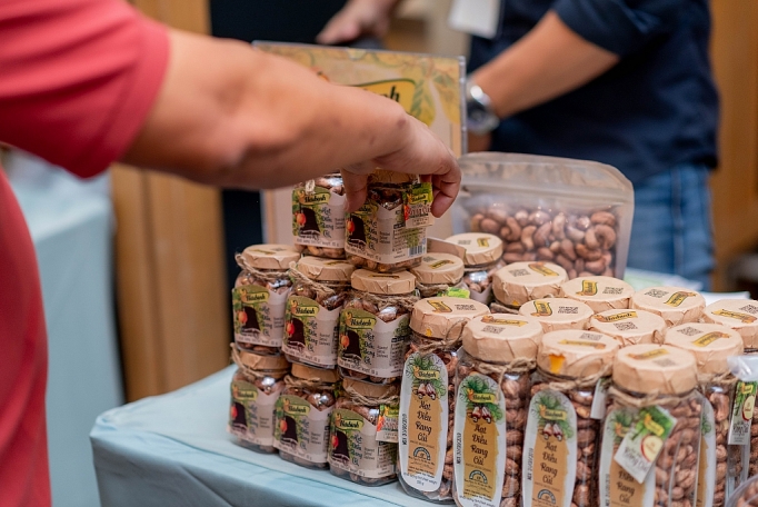 hang viet tu tin canh tranh tai thi truong thai lan