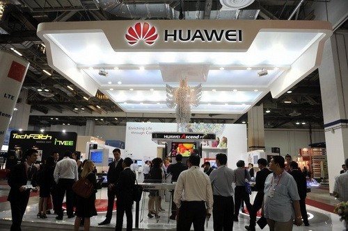 Sản phẩm - Huawei sắp tr&amp;igrave;nh l&amp;agrave;ng điện thoại c&amp;oacute; m&amp;aacute;y ảnh 3D độc đ&amp;aacute;o