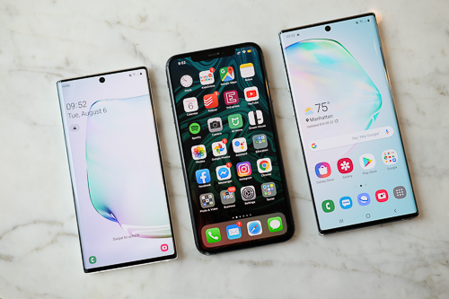 iPhone XS, XS Max d&amp;amp;ugrave;ng m&amp;amp;agrave;n h&amp;amp;igrave;nh OLED do Samsung sản xuất.