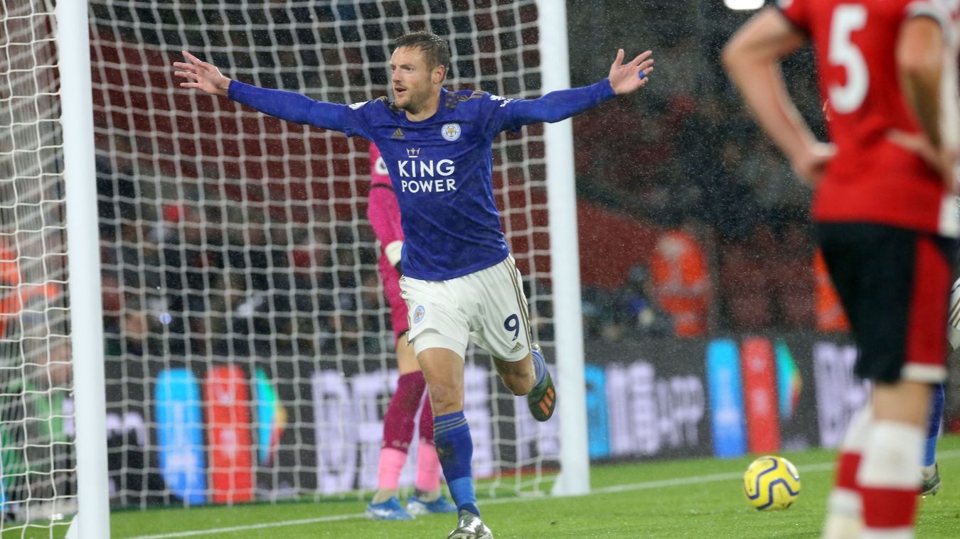 Leicester gi&amp;agrave;nh chiến thắng chưa từng c&amp;oacute; trong lịch sử Premier League - 4