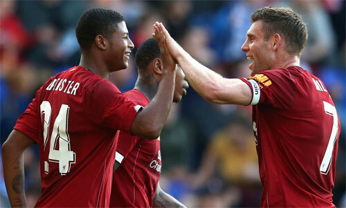 Nh&amp;amp;agrave; t&amp;amp;acirc;n v&amp;amp;ocirc; địch ch&amp;amp;acirc;u &amp;amp;Acirc;u sớm thể hiện chiều s&amp;amp;acirc;u sức mạnh. Ảnh: Reuters