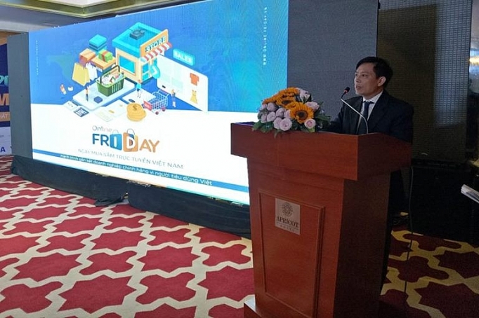 nguoi tieu dung co mot ngay mua sam truc tuyen lon va thanh cong nhat