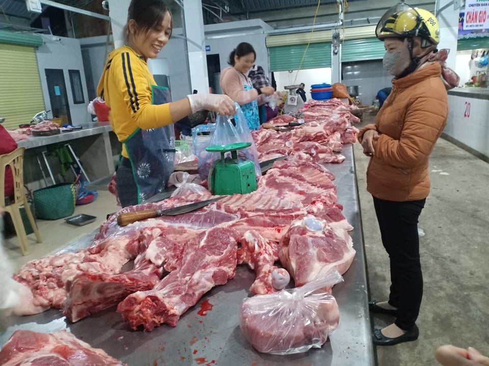 Nhộn nhịp phi&amp;ecirc;n chợ ng&amp;agrave;y &amp;ocirc;ng C&amp;ocirc;ng, &amp;ocirc;ng T&amp;aacute;o - 5