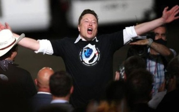 Những tham vọng lạ l&amp;ugrave;ng của tỷ ph&amp;uacute; Elon Musk: Người đưa cuộc đua vũ trụ trở lại