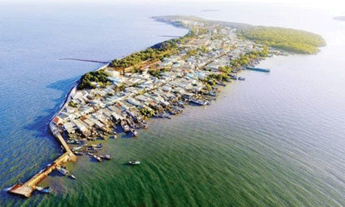 Đảo Thạnh An, một x&amp;amp;atilde; biệt lập của huyện đảo Cần Giờ, TP HCM, nh&amp;amp;igrave;n từ tr&amp;amp;ecirc;n cao. Ảnh: daothanhan.com