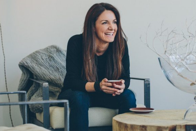 B&amp;amp;iacute; quyết th&amp;amp;agrave;nh c&amp;amp;ocirc;ng của nữ doanh nh&amp;amp;acirc;n Kat&amp;amp;nbsp;Cole l&amp;amp;agrave; lu&amp;amp;ocirc;n tiếp thu những lời chỉ tr&amp;amp;iacute;ch. Ảnh: BI.&amp;amp;nbsp;