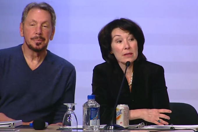 B&amp;amp;agrave; Safra Catz (phải) v&amp;amp;agrave; &amp;amp;ocirc;ng Larry Ellison, nh&amp;amp;agrave; s&amp;amp;aacute;ng lập của  Oracle. Ảnh: BI.&amp;amp;nbsp;