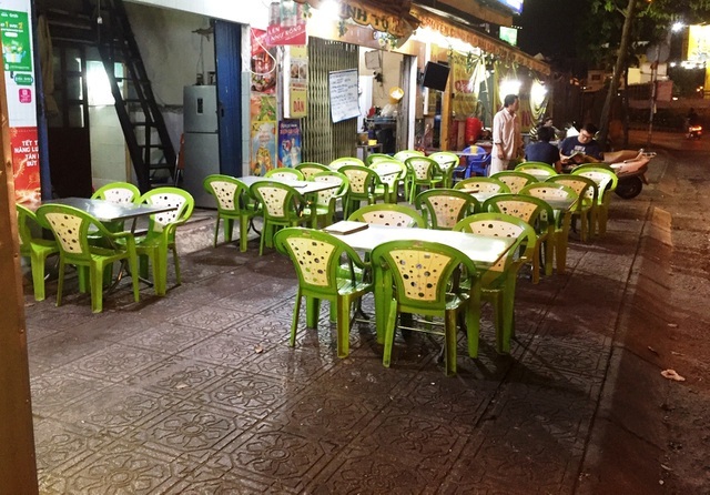 Quán xá nhiều nơi hiu hắt chưa từng thấy vì khách nhậu giảm mạnh Quán xá nhiều nơi hiu hắt chưa từng thấy vì khách nhậu giảm mạnh