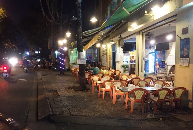 Quán xá nhiều nơi hiu hắt chưa từng thấy vì khách nhậu giảm mạnh Quán xá nhiều nơi hiu hắt chưa từng thấy vì khách nhậu giảm mạnh