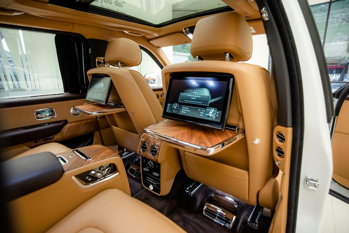 Rolls-Royce Cullinan - SUV cho giới si&amp;ecirc;u gi&amp;agrave;u Việt