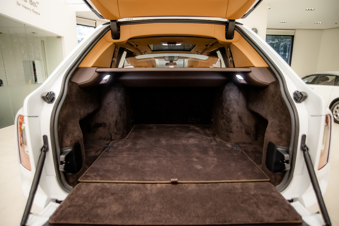 Rolls-Royce Cullinan - SUV cho giới si&amp;ecirc;u gi&amp;agrave;u Việt