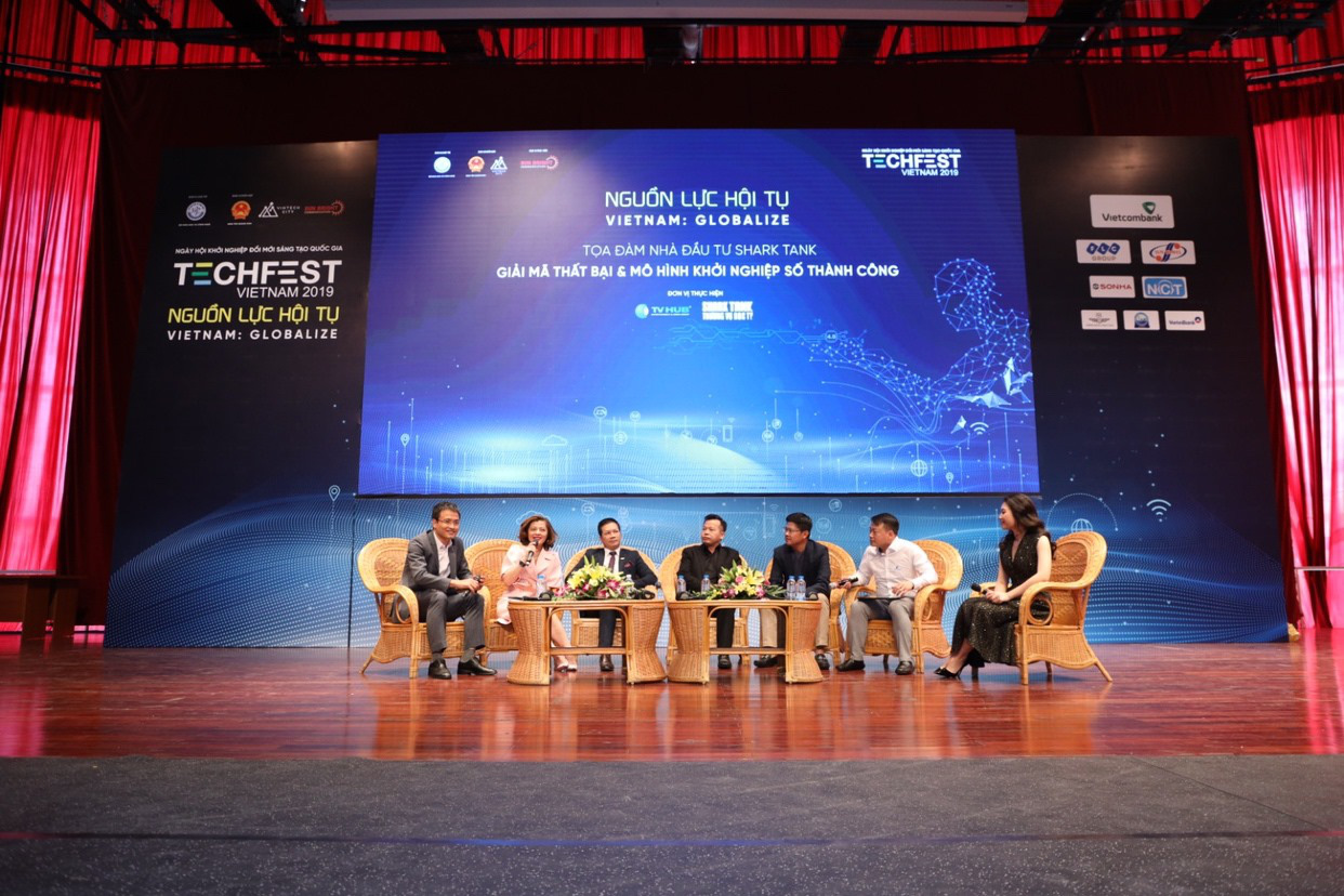 Shark Trương L&amp;yacute; Ho&amp;agrave;ng Phi: Ch&amp;uacute;ng t&amp;ocirc;i đ&amp;ocirc;i khi cũng phải trả gi&amp;aacute; v&amp;igrave; tin v&amp;agrave;o startup - Ảnh 2.