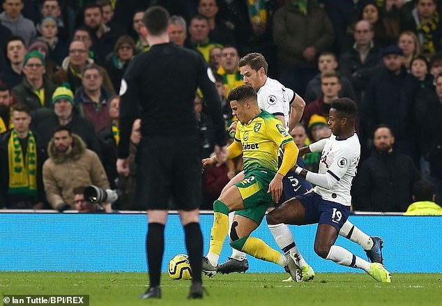 Son Heung Min tỏa s&amp;aacute;ng, Tottenham gi&amp;agrave;nh 3 điểm v&amp;agrave; &amp;aacute;p s&amp;aacute;t Man Utd - 13