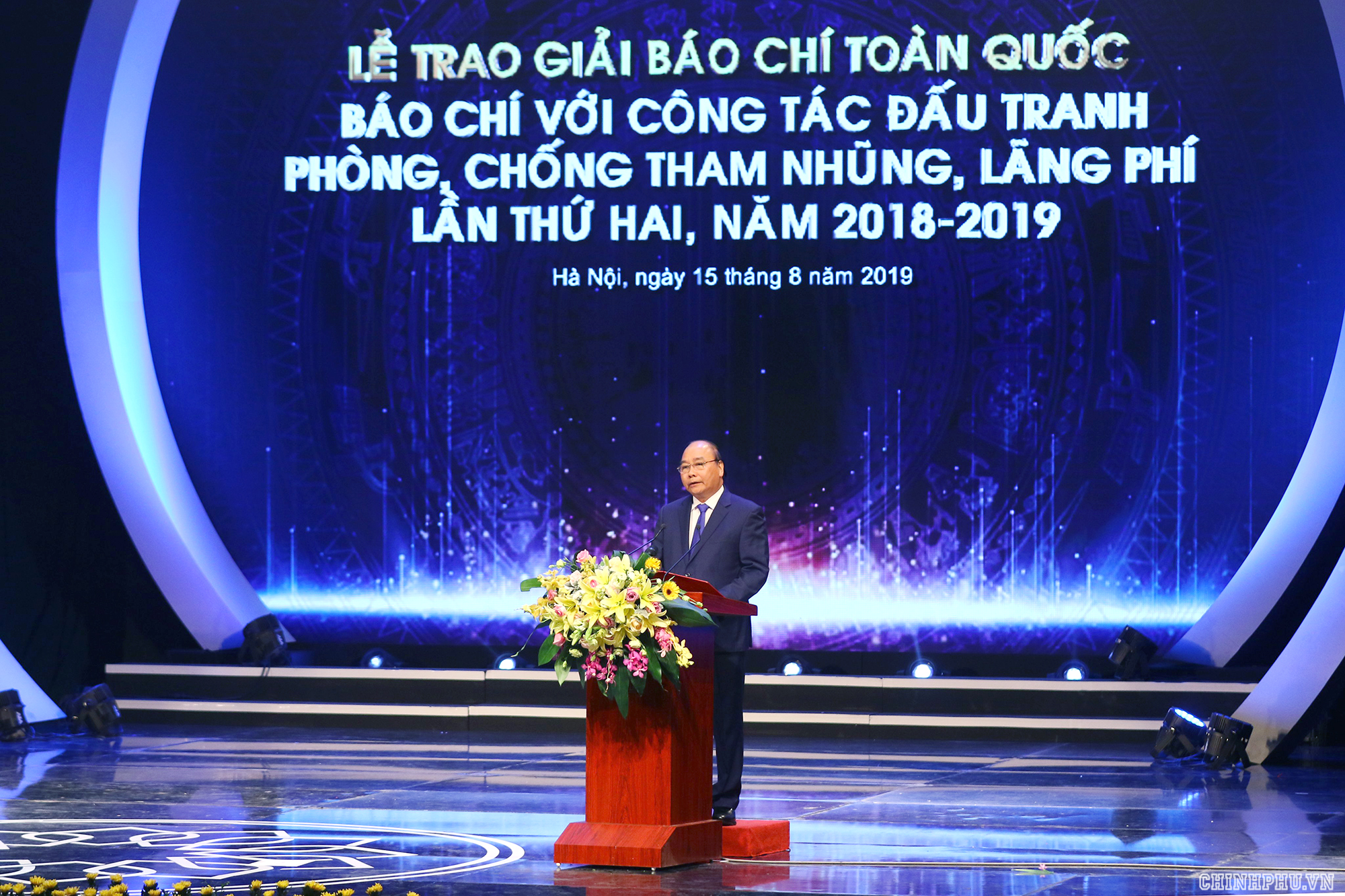 Thủ tướng kỳ vọng vai trò của báo chí trong chống tham nhũng thu tuong ky vong vai tro cua bao chi trong chong tham nhung