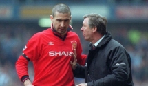 Bốn cầu thủ MU không bao giờ bị Sir Alex ‘sấy tóc’