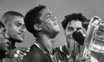 Ngày Ajax lập kỳ tích bất bại độc nhất vô nhị trong lịch sử