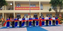 Doanh nhân làm cầu tặng thành phố, xây trường học giúp quê hương