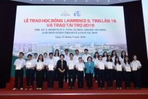 Qũy Lawrence S. Ting trao 8,39 tỷ đồng học bổng