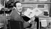 Câu chuyện khởi nghiệp thành công từ kẻ vô gia cư của huyền thoại Walt Disney