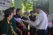 Họp mặt, giao lưu nữ cán bộ chiến sĩ tình báo, biệt động, đặc công du kích