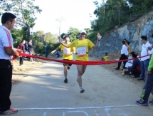 Number 1 Active đồng hành cùng giải việt dã leo núi Chinh phục đỉnh Bà Rá lần thứ 25
