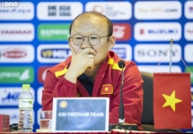 Hoãn vòng loại World Cup 2022