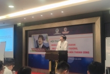 Trong thời đại này cá bơi nhanh sẽ nuốt cá bơi chậm