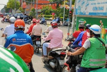 Covid-19 thay đổi cách đi chợ của người Việt ra sao?