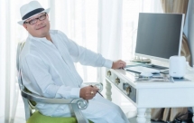 Ông Khải “Silk” đã bán những gì?