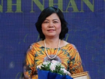 Trò chuyện với nữ doanh nhân ví nông sản Việt như "cô gái quê danh giá"...