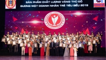 2 đại diện Công ty DOPHARMA nhận giải thưởng Doanh nhân trẻ tiêu biểu 2019