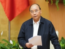 Thủ tướng Chính phủ quán triệt mục tiêu ngăn chặn, hạn chế tối đa lây lan COVID-19 ra cộng đồng